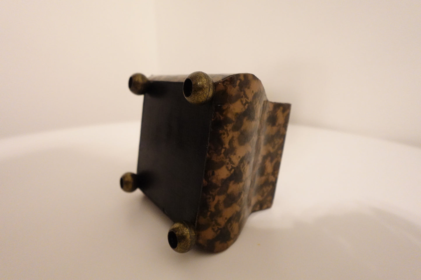 Elegant Vintage Fleur-de-Lis Keepsake Box in Rich Brown Faux Leather - 7 inches Tall