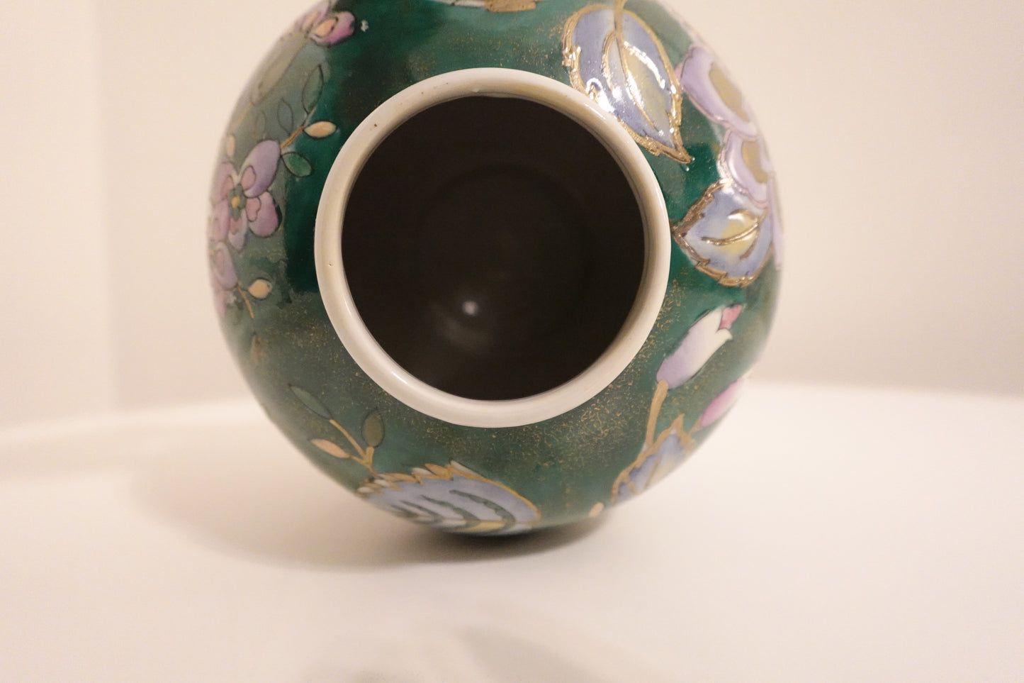 Hand Painted Vintage Chinese Vase